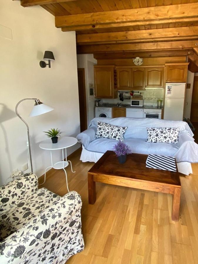 La Buhardilla De Sofia Apartment Sesue ภายนอก รูปภาพ